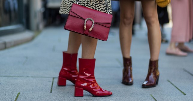 Women glossy shine boots